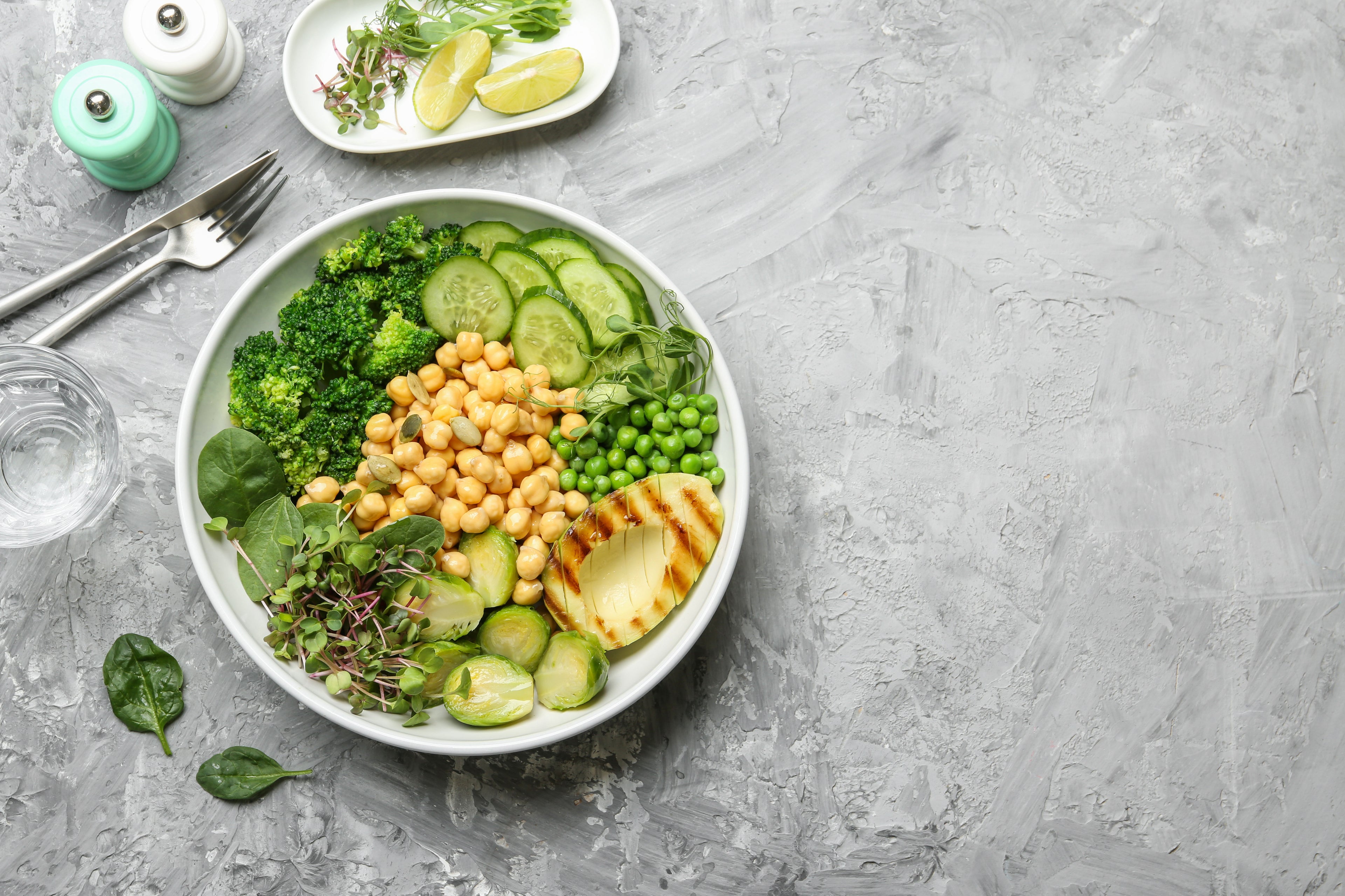 15-Minute Power Bowls: Nutrient-Packed Lunches for Hectic Days