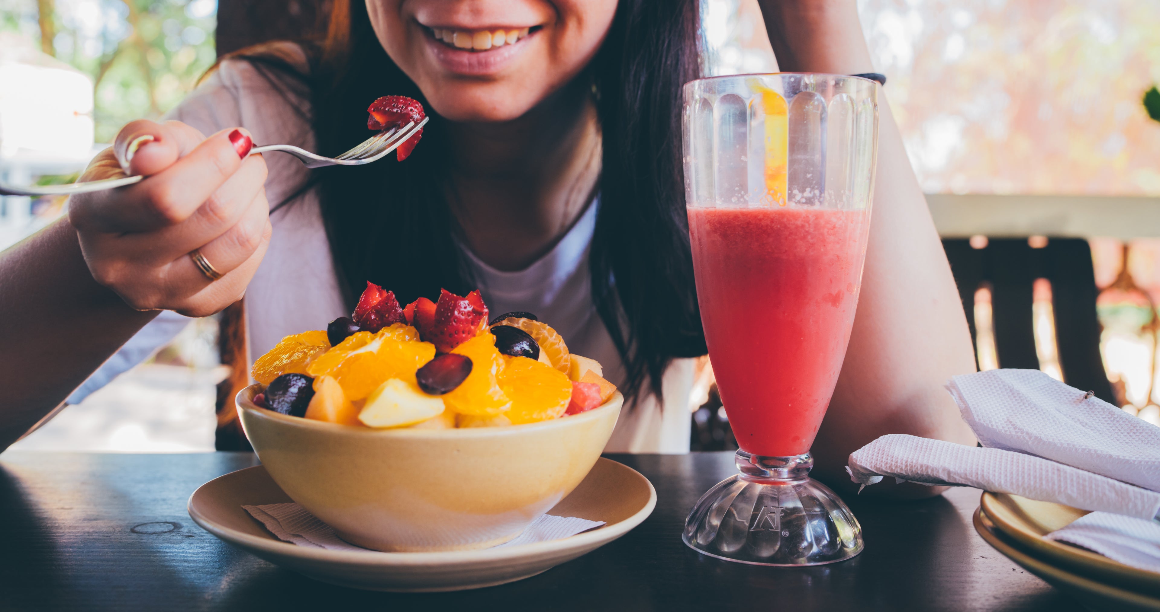 5 Healthy Smoothie and Breakfast Pairings for Busy Mornings