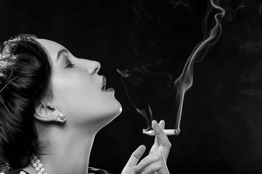 5 Lounges Where You Can Legally Smoke Weed