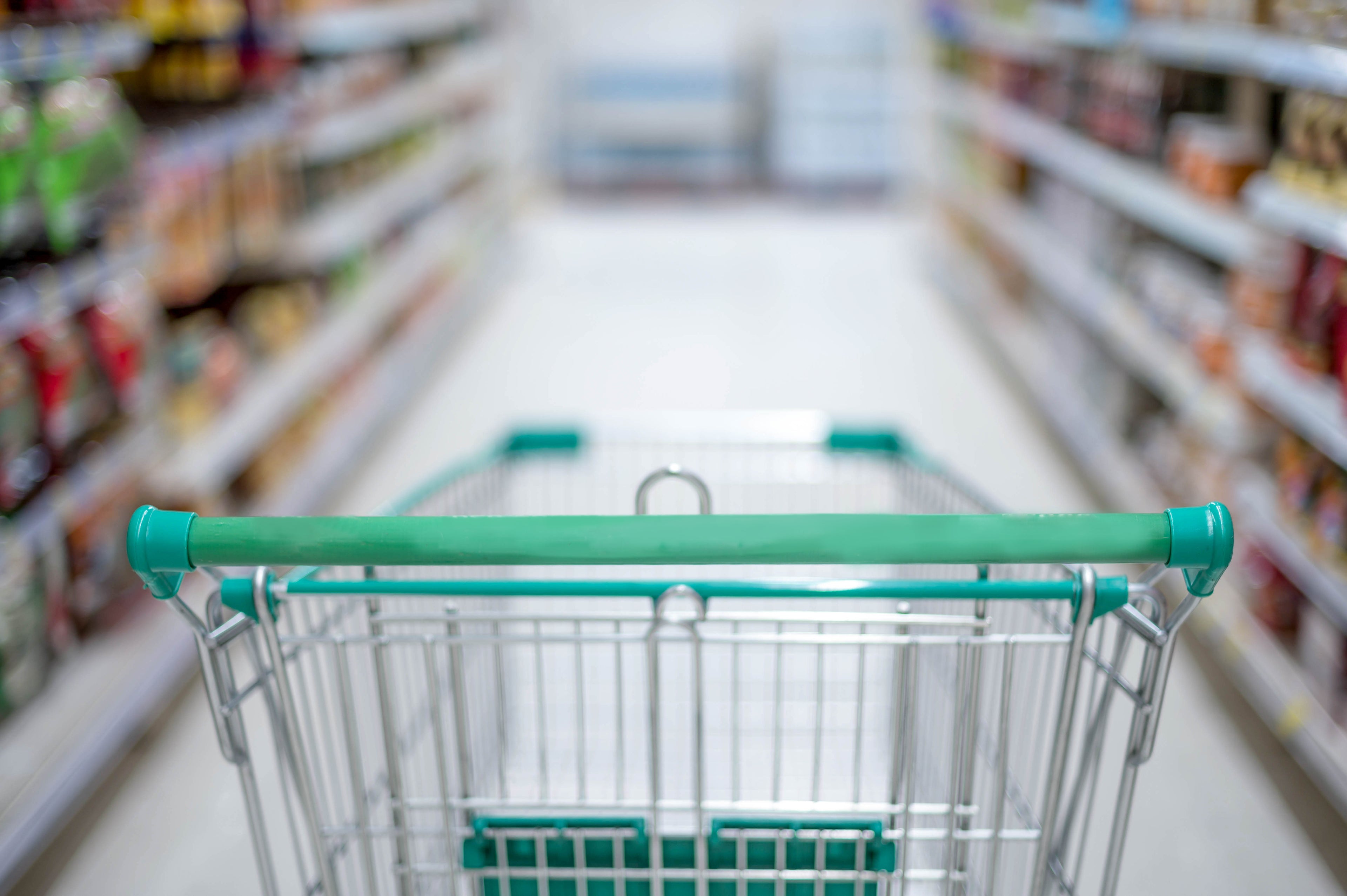 7 Grocery Shopping Tips to Keep Your Healthy Eating Goals on Track