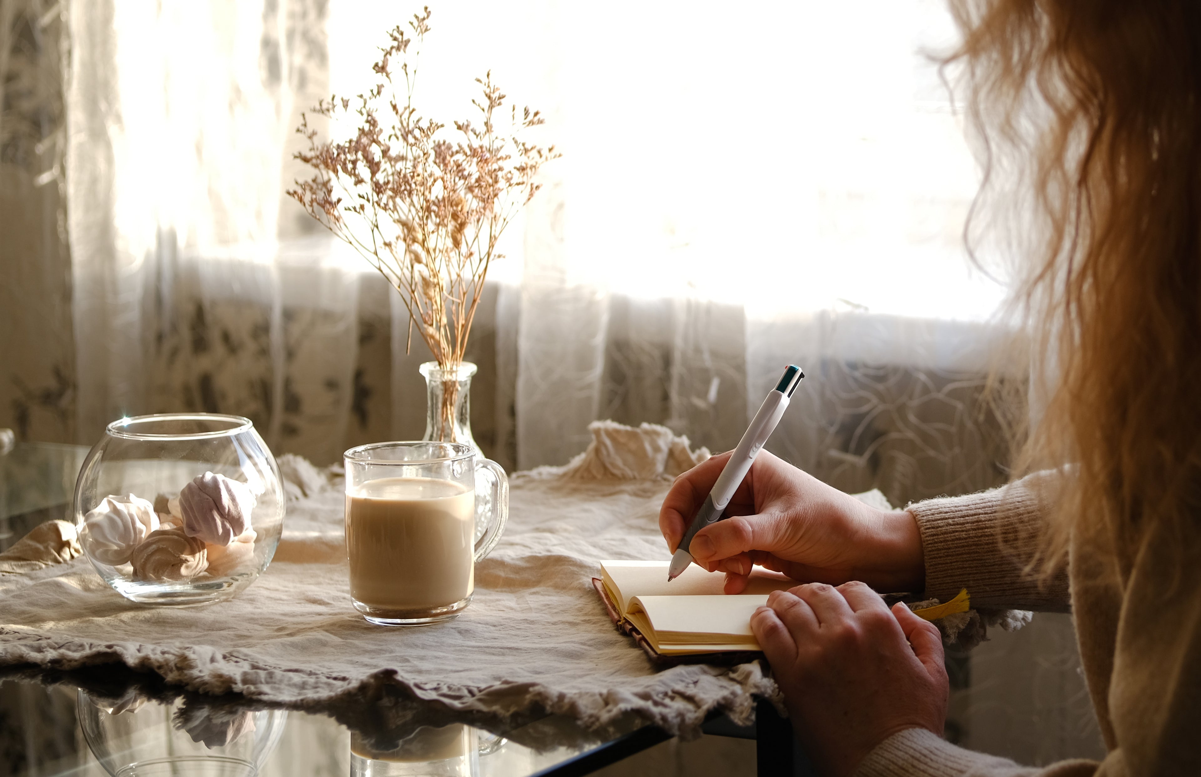 Digital Detox: Gift Yourself the Peace of a Screen-Free Holiday