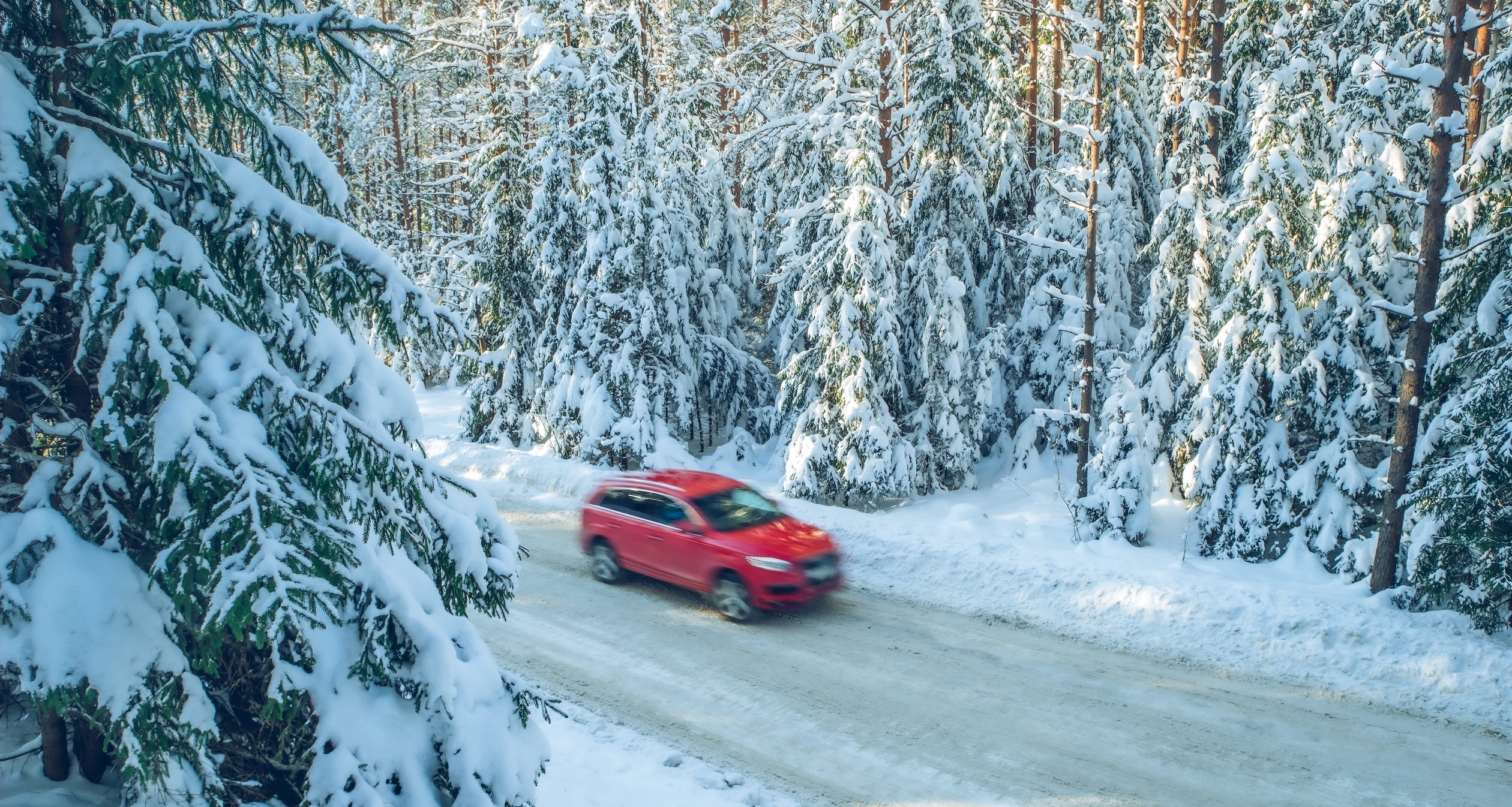 Every Vehicle Safety Kit Needs These Essential Winter Items