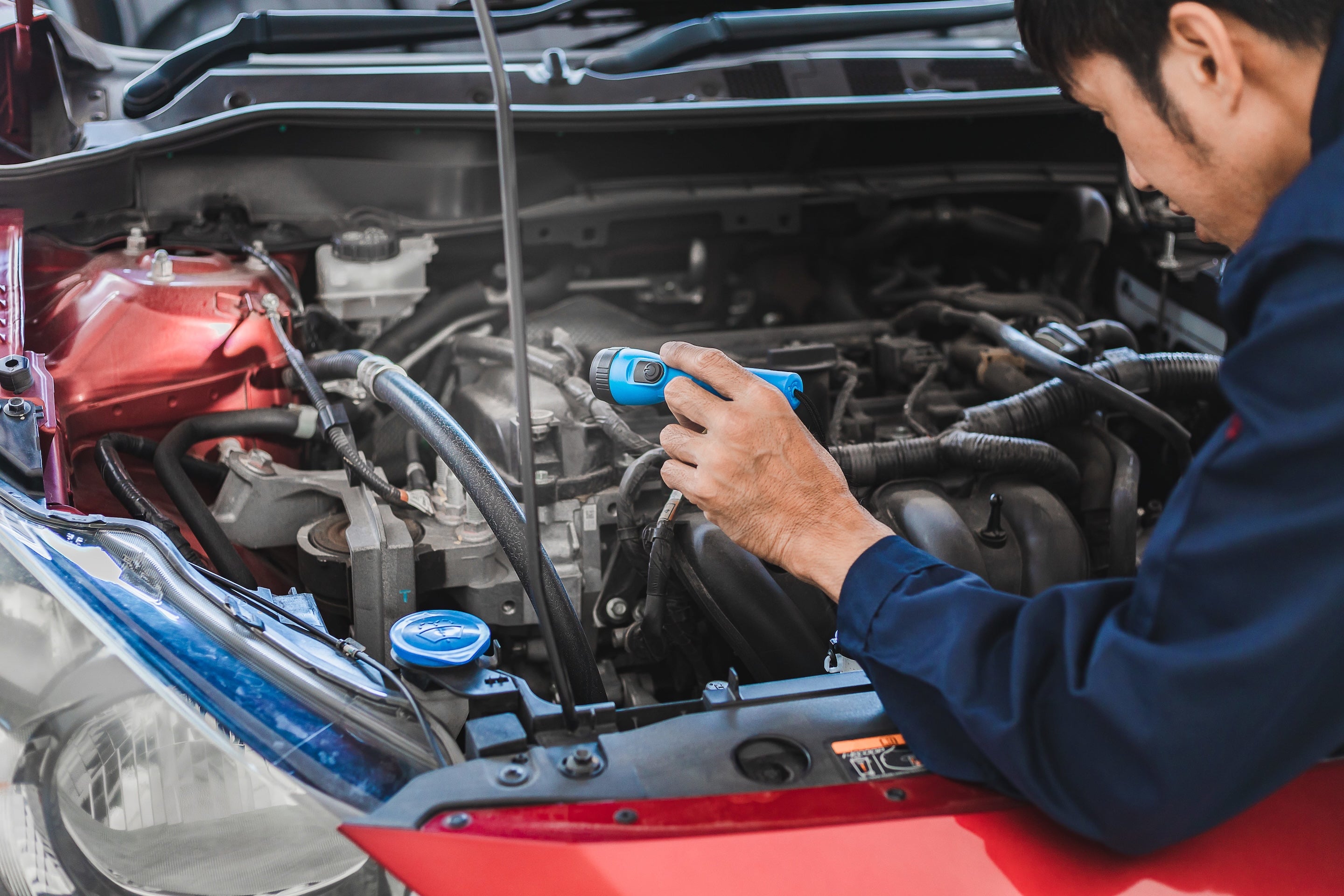 How to Identify Alternator Issues and When to Call a Pro Mechanic