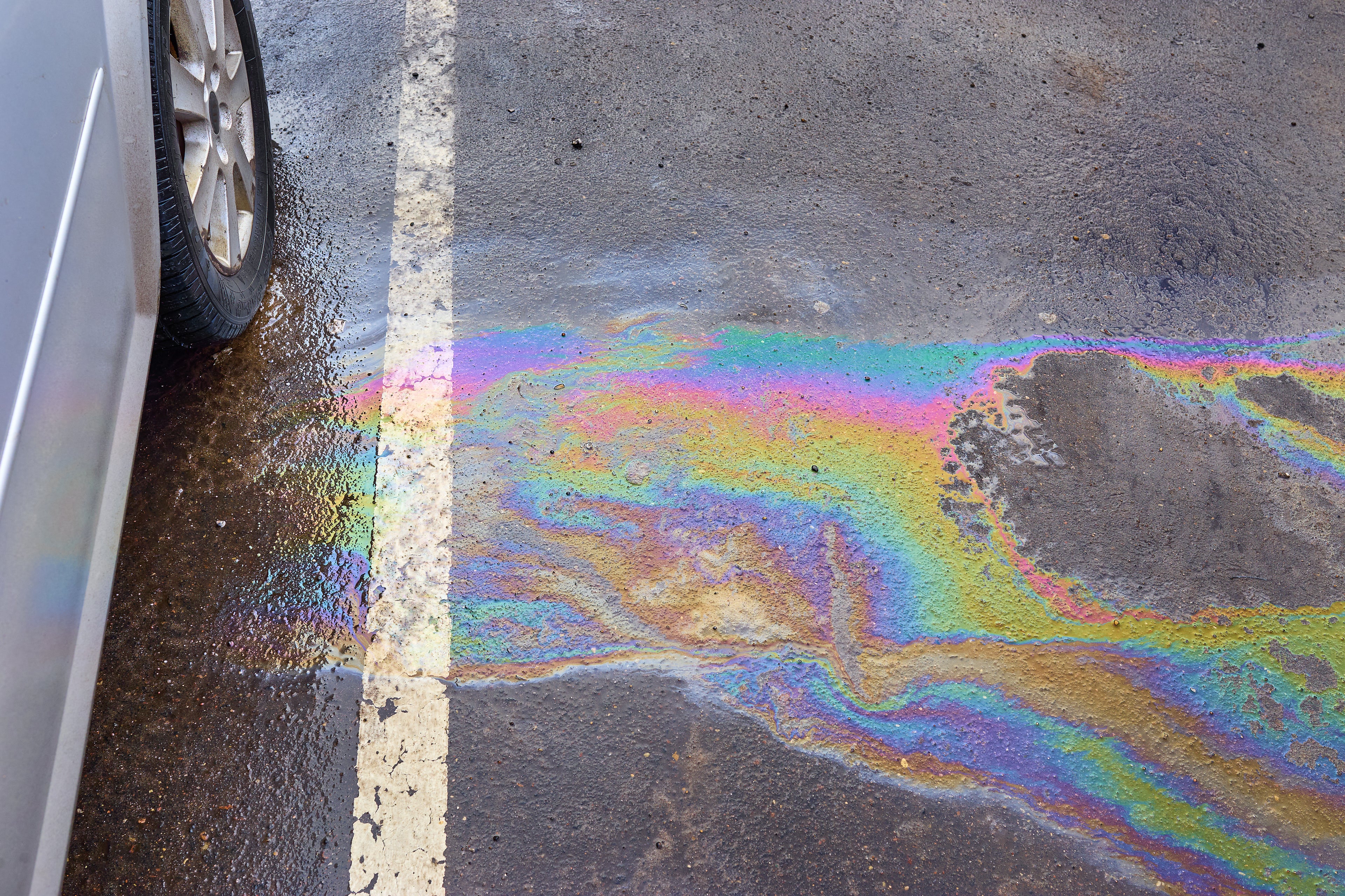 How to Recognize the Most Common Vehicle Leaks