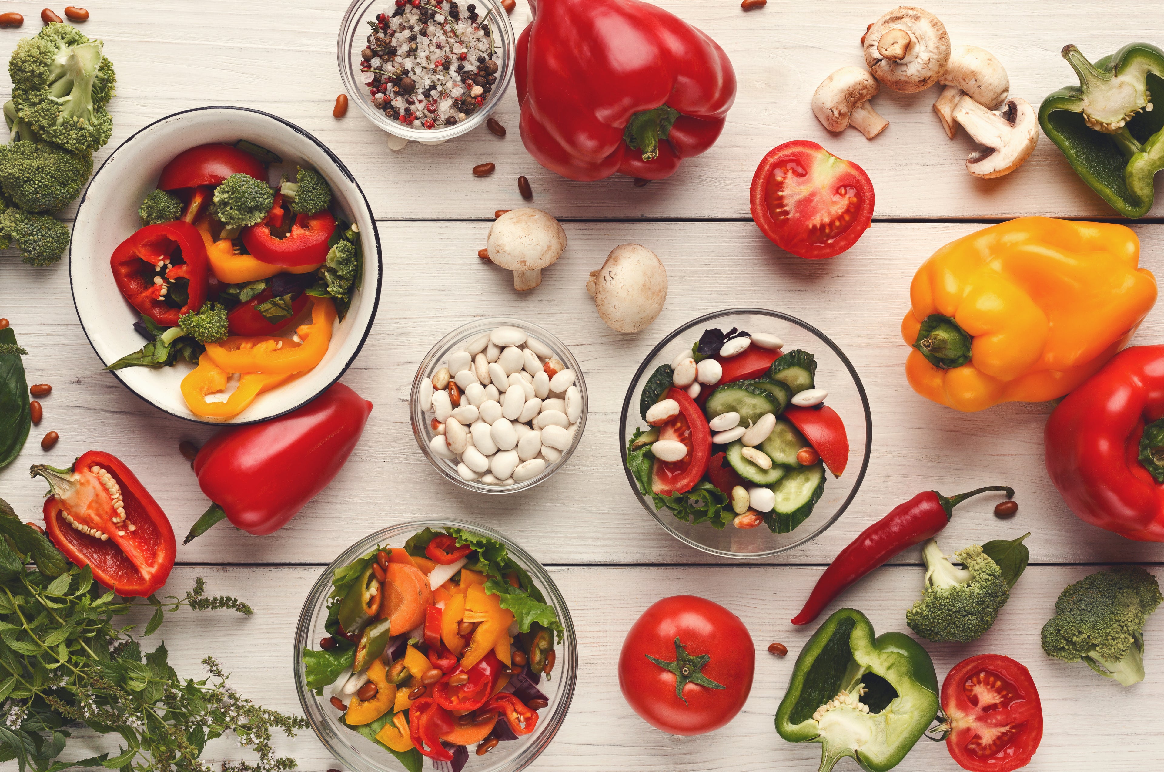 Nutritional Solutions for Seniors Dealing with Chronic Illnesses