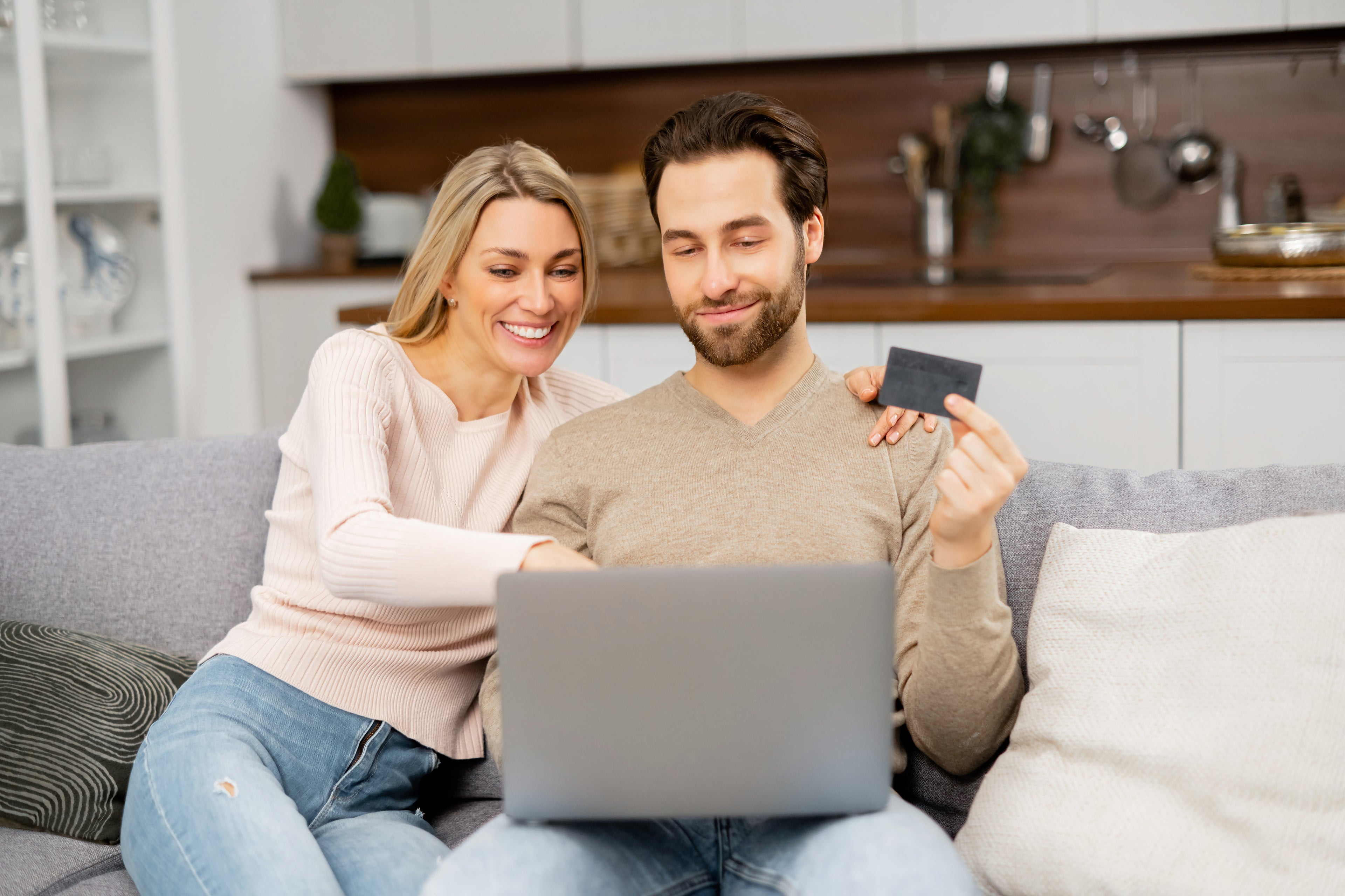 Protect Your Personal Information With These Online Shopping Tips