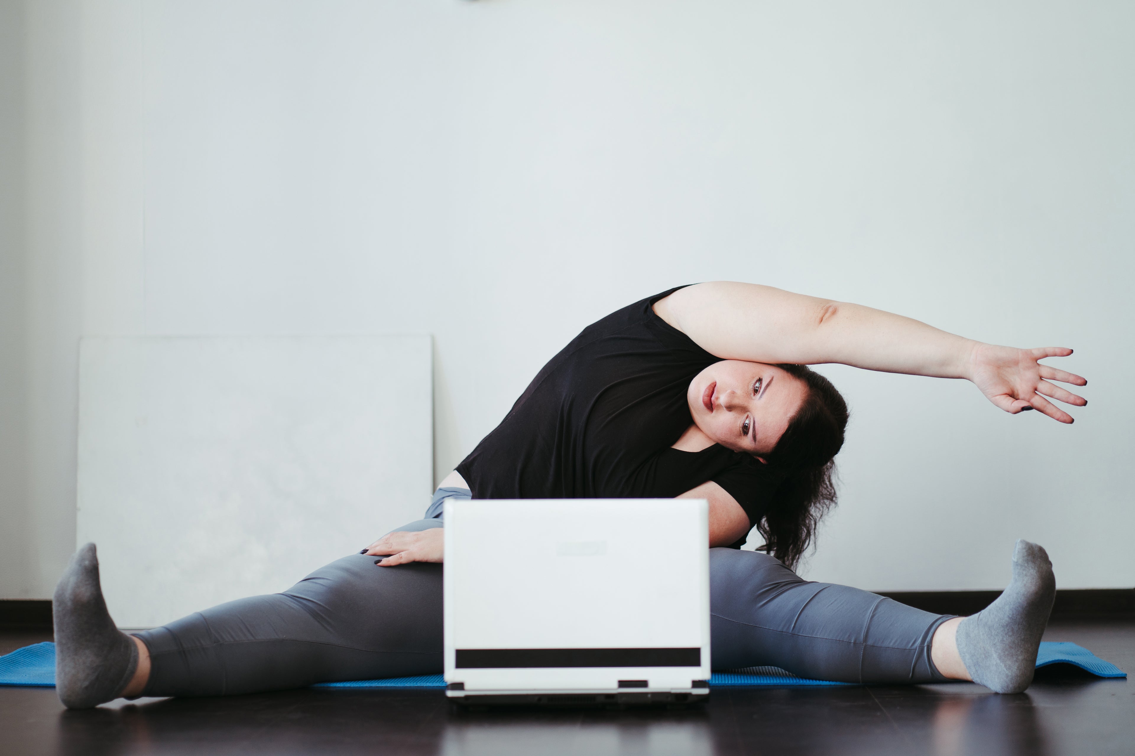 Stay on Track with These 8 Home Workout Motivation Tips