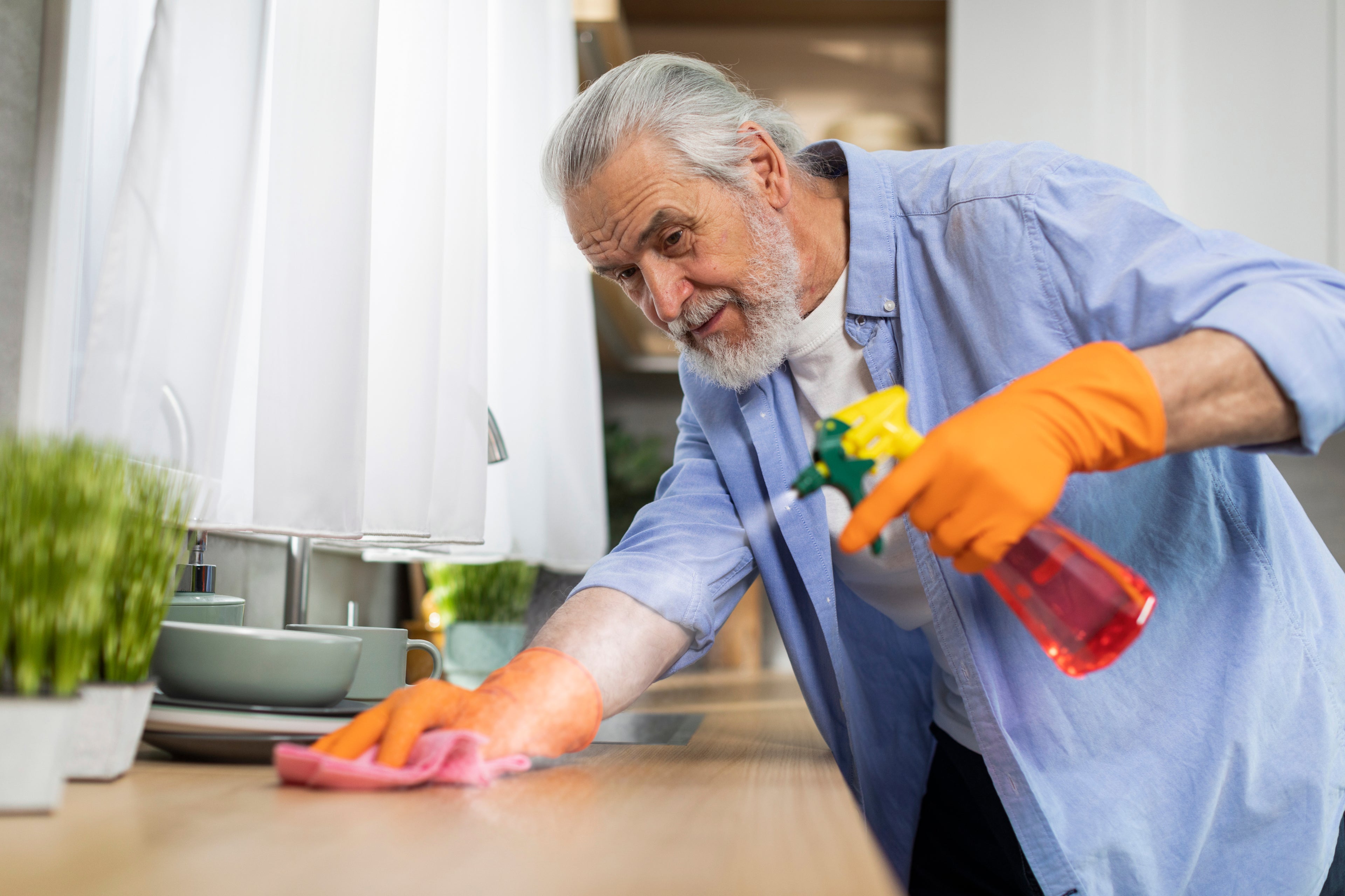 Turn Housework Into a Workout: How to Burn Calories While Cleaning